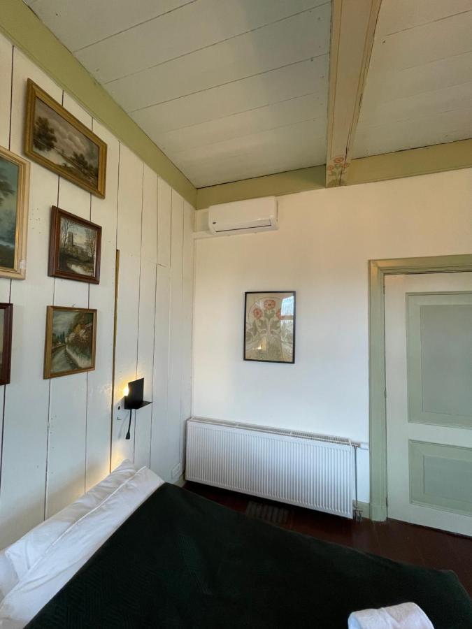 Suite In Prachtige Groningse Boerderij Uit 1856 Schildwolde Exterior foto